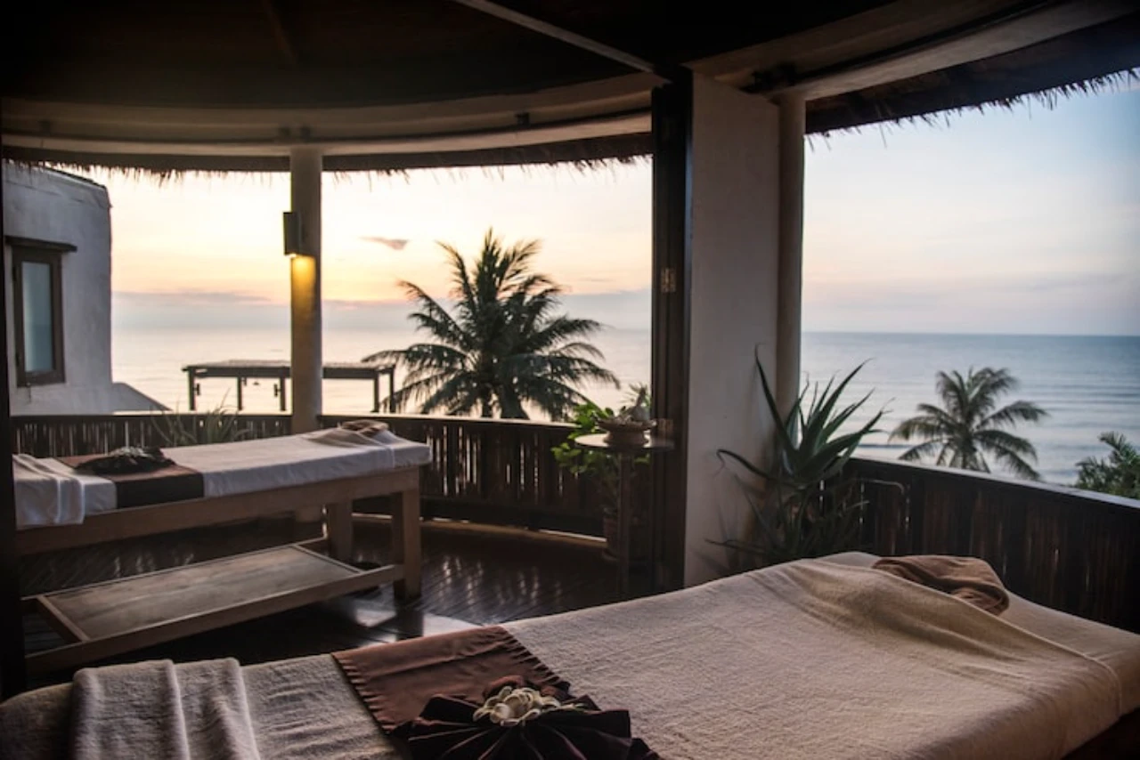 viewing the Bali coastline during the dry season