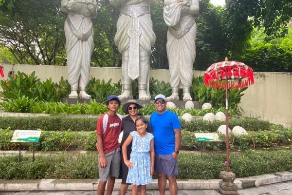 Family enjoying 5 days in Bali